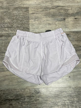 Load image into Gallery viewer, Lululemon Women&#39;s Athletic Shorts Size 6
