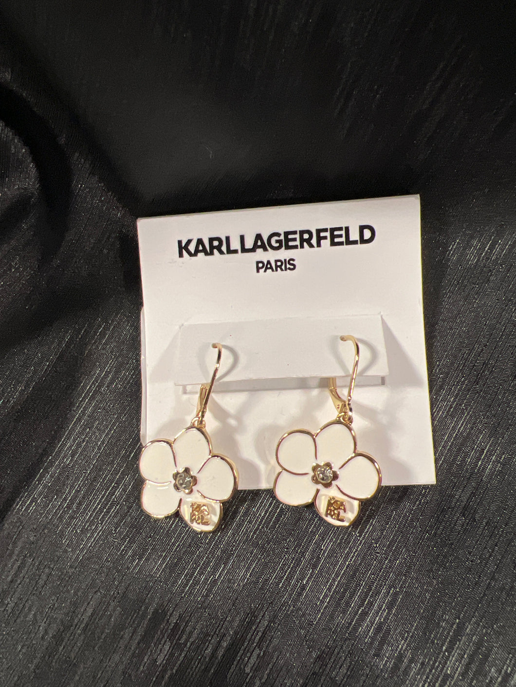 Karl Lagerfeld flower earring