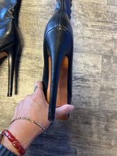 Load image into Gallery viewer, Platform Women&#39;s Boots Size 7

