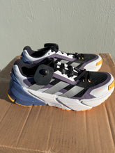 Load image into Gallery viewer, Adidas Women&#39;s Adistar Size 7
