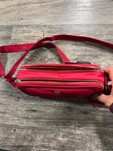 Load image into Gallery viewer, Lululemon Belt Bag Red
