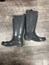 Load image into Gallery viewer, Hunter Women&#39;s Rain Boots Size 9
