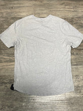 Load image into Gallery viewer, Lululemon Men's Athletic Short Sleeve Size Large
