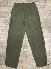 Load image into Gallery viewer, Alo Men&#39;s Athletic Pants Size S
