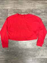 Load image into Gallery viewer, Lululemon Women's Athletic Long Sleeve Size M
