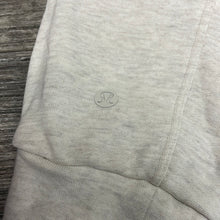 Load image into Gallery viewer, Lululemon Men&#39;s Sweatshirt Size Small
