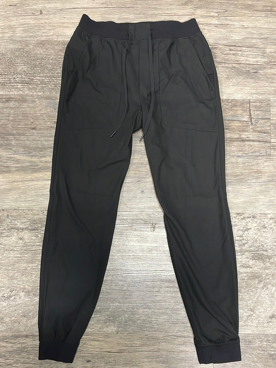 Lululemon Men's Athletic Pants Size Medium