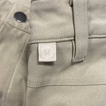 Load image into Gallery viewer, Lululemon Men&#39;s Athletic Pants Size 30
