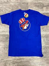 Load image into Gallery viewer, Buc-ee's T-Shirt Size Medium
