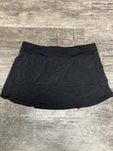 Load image into Gallery viewer, Lululemon Athletic Skirt Size 12 Tall
