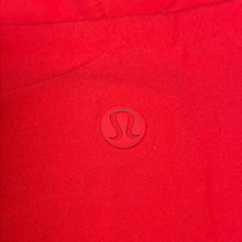 Load image into Gallery viewer, Lululemon Women&#39;s Athletic Tank Size 10
