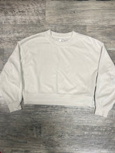 Load image into Gallery viewer, Lululemon Women&#39;s Sweatshirt Size 6
