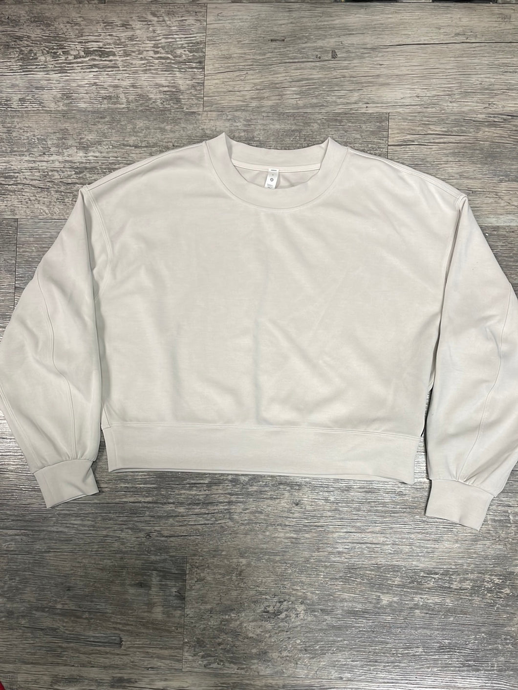 Lululemon Women's Sweatshirt Size 6