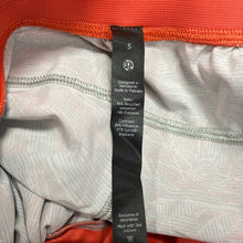 Load image into Gallery viewer, Lululemon Men&#39;s Athletic Shorts Size Small

