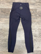 Load image into Gallery viewer, Lululemon Women&#39;s Athletic Pants Size 4
