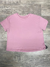 Load image into Gallery viewer, Lululemon Women's Athletic Short Sleeve Size Medium
