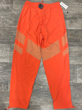 Load image into Gallery viewer, NWT Outdoor Voices Women&#39;s Athletic Pants Size Small
