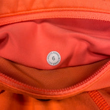 Load image into Gallery viewer, Lululemon Women&#39;s Athletic Shorts Size 6
