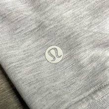 Load image into Gallery viewer, Lululemon Men's Sweatshirt Size Small
