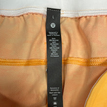 Load image into Gallery viewer, Lululemon Men&#39;s Athletic Shorts Size Large
