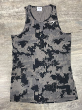 Load image into Gallery viewer, Gymshark Men&#39;s Athletic Tank Size Small
