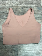 Load image into Gallery viewer, Lululemon Women&#39;s Athletic Tank Size XL
