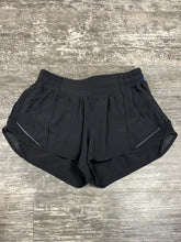 Load image into Gallery viewer, Lululemon Women&#39;s Athletic Shorts Size 4
